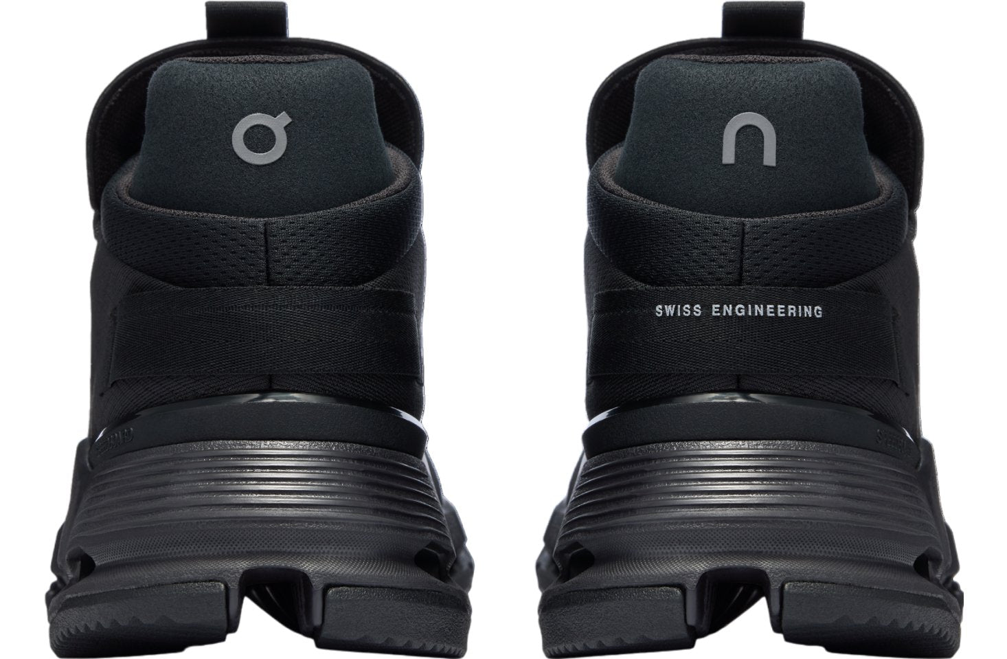 On Running Cloudnova 2 All Black (Women's)