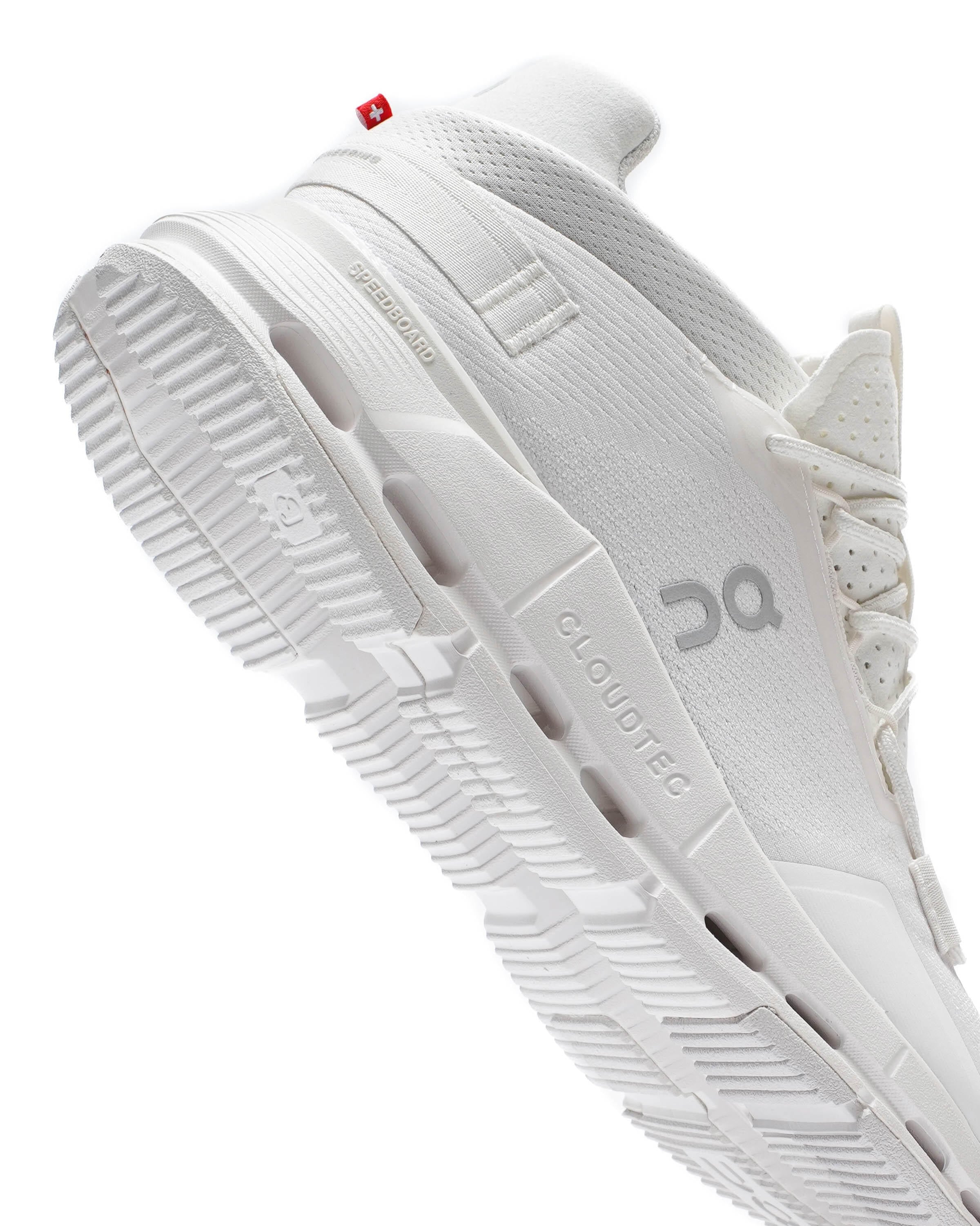 On Running Cloudnova 2 All White