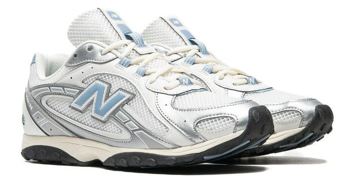 New Balance 204L Silver Metallic Sky