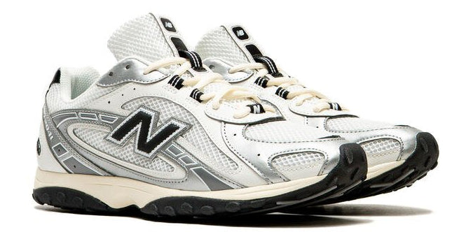 New Balance 204L Silver Metallic Black