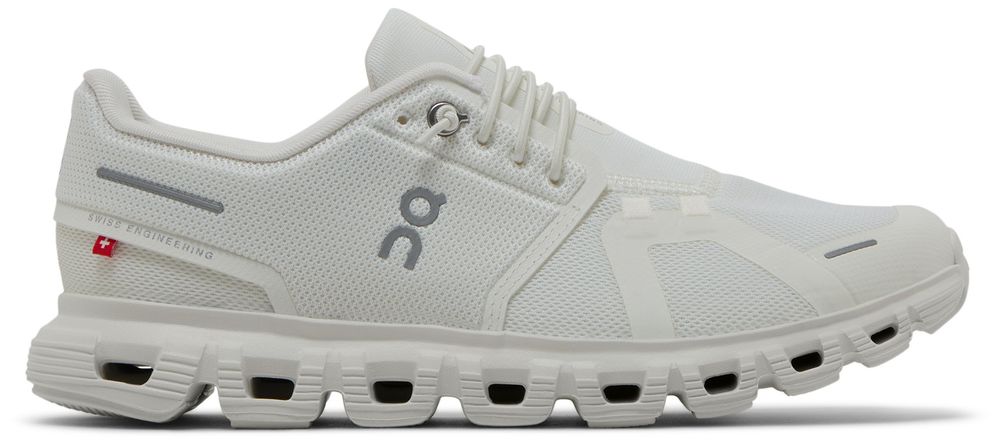 On Running Cloud 6 All White (Women's)