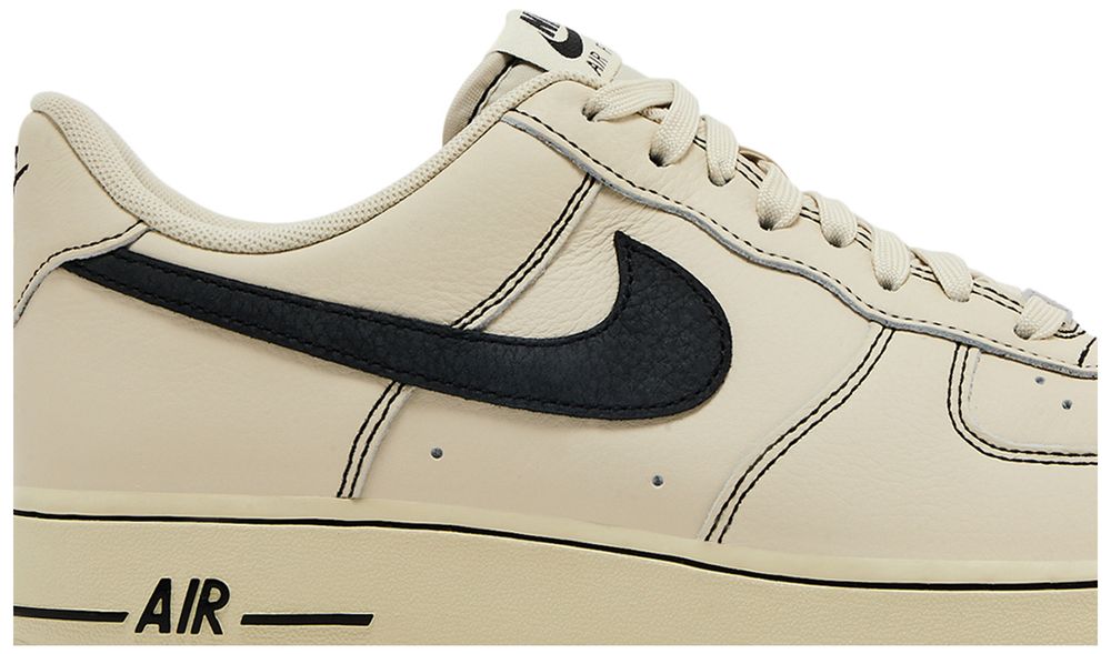 Nike Air Force 1 Low '07 LV8 Light Khaki Black