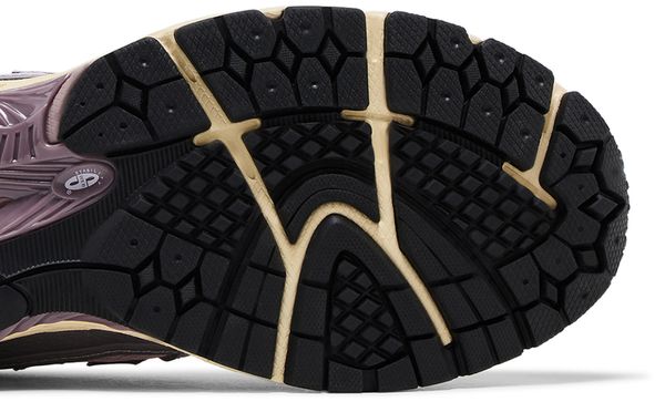 New Balance 1906R Rose Sugar Silver