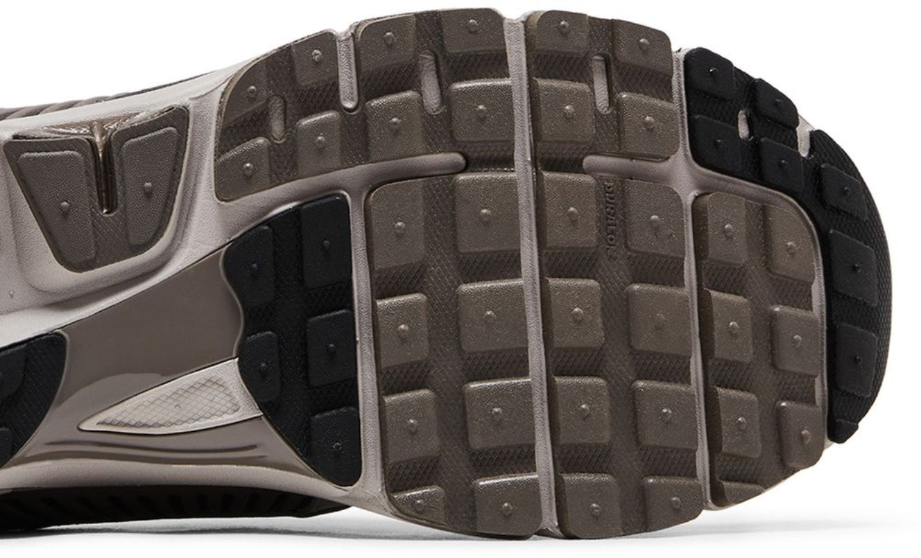 Nike Zoom Vomero 5 College Grey Cave Stone