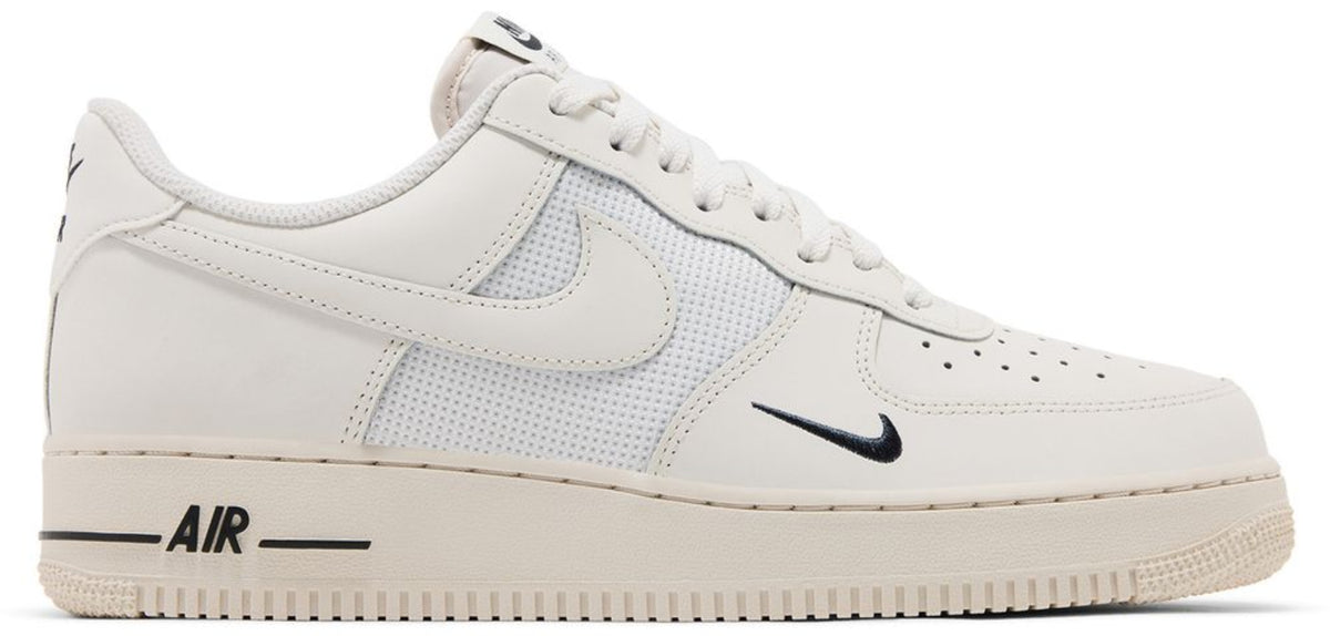 Nike Air Force 1 Low '07 LV8 Phantom Light Orewood Brown