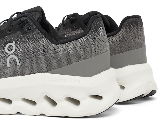 On Running Cloudtilt Black Asphalt