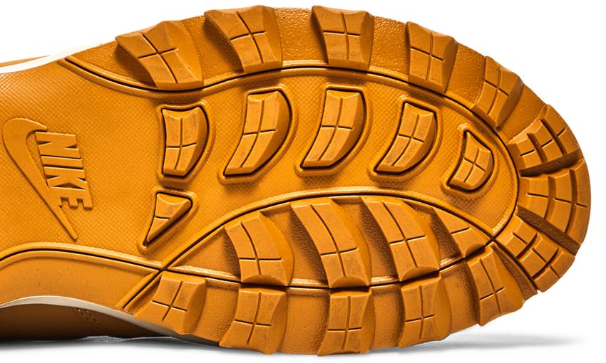 Nike Manoa Haystack