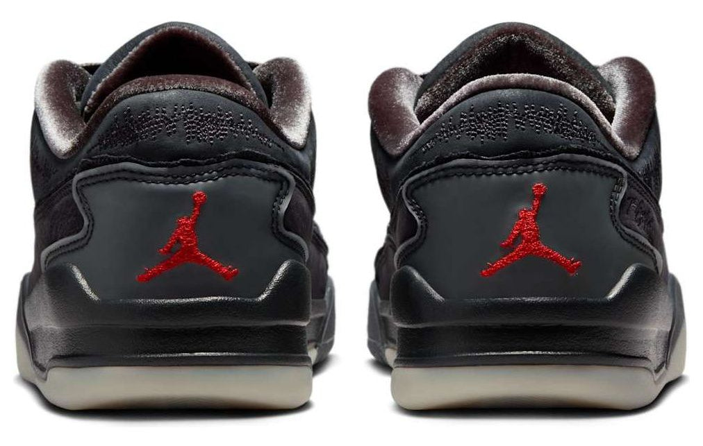 Jordan Flight Court Who Decides War Bred (Women's)