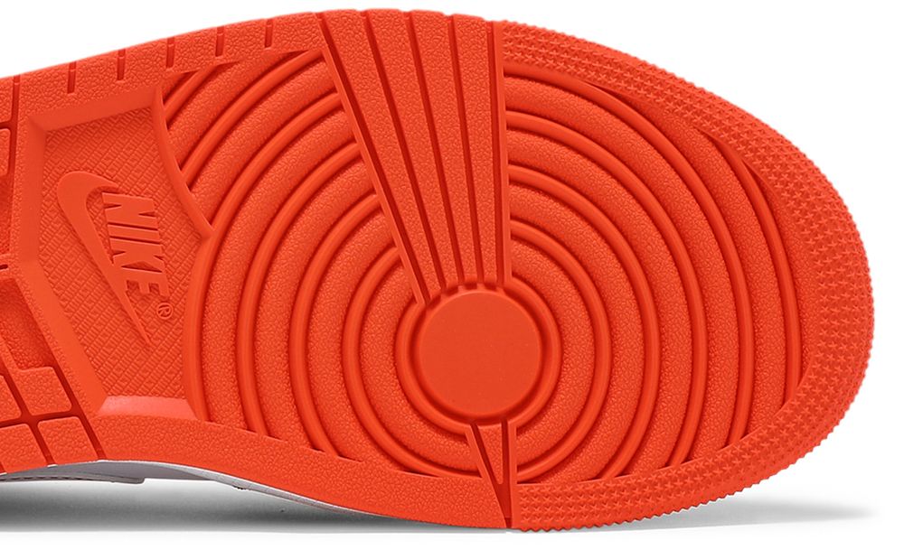 Jordan 1 Mid Metallic Orange