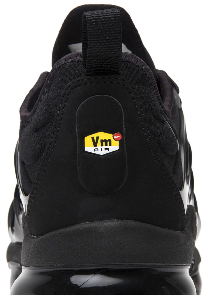 Nike Air VaporMax Plus Triple Black