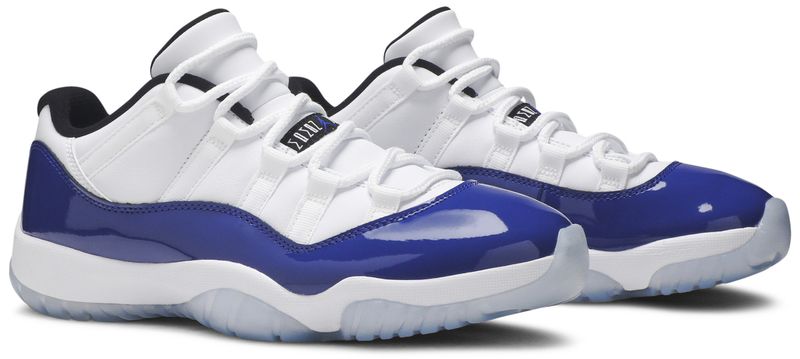 Jordan 11 Retro Low White Concord (Women's)