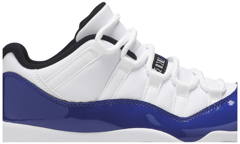 Jordan 11 Retro Low White Concord (Women's)