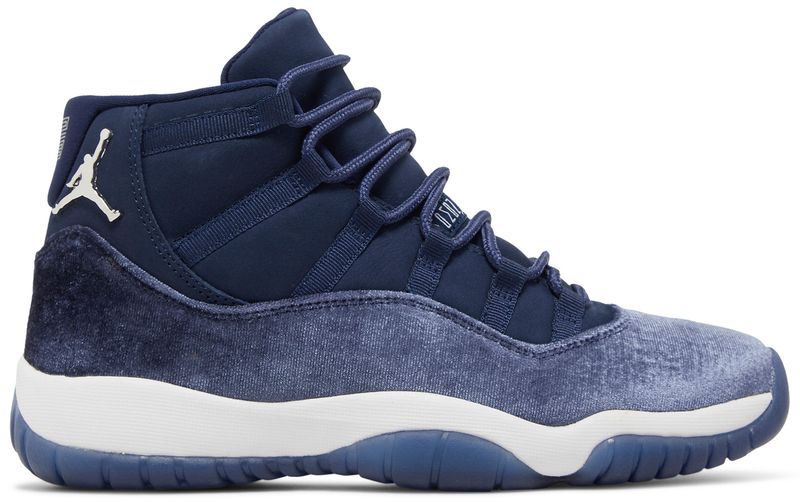 Jordan 11 Retro Midnight Navy (Women's)