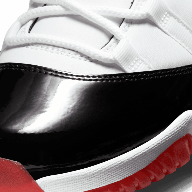 Jordan 11 Retro Low Concord Bred