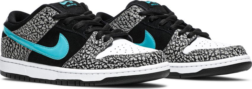 Nike SB Dunk Low atmos Elephant