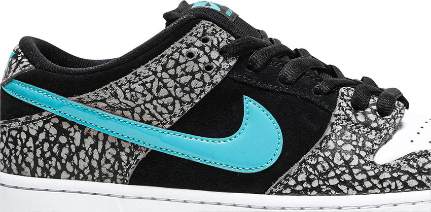 Nike SB Dunk Low atmos Elephant