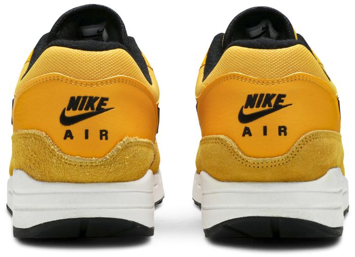 Nike Air Max 1 University Gold