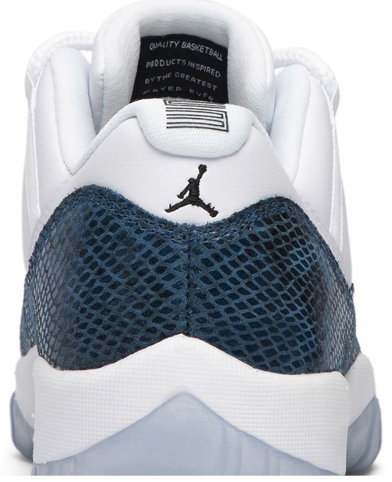 Jordan 11 Retro Low Snake Navy (2019)