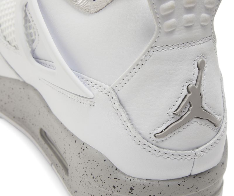 Jordan 4 Retro White Oreo (2021)