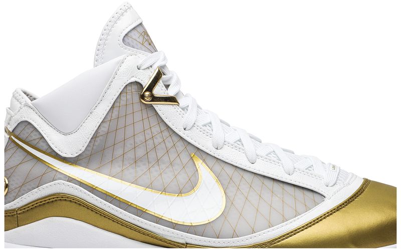 Nike LeBron 7 China Moon (2020)