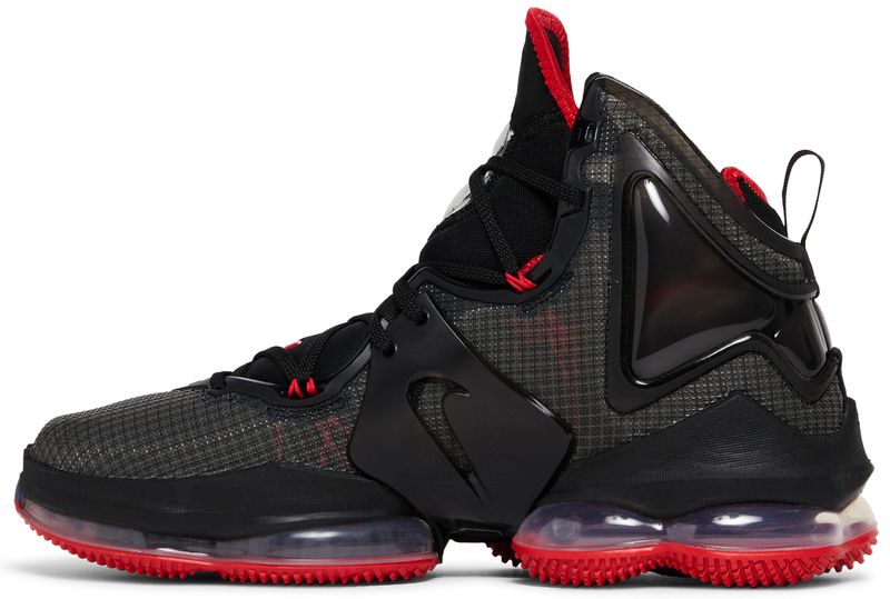 Nike LeBron 19 Bred