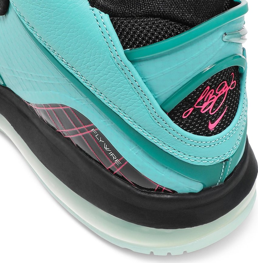 Nike LeBron 8 South Beach (2021)