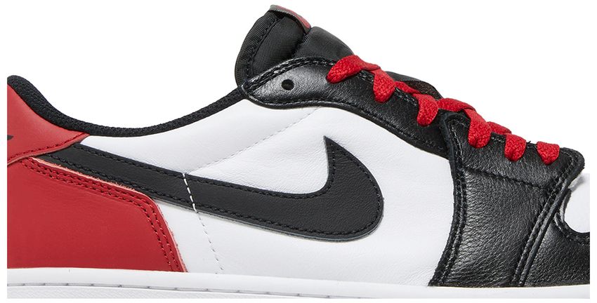 Jordan 1 Retro Low OG Black Toe (2023)