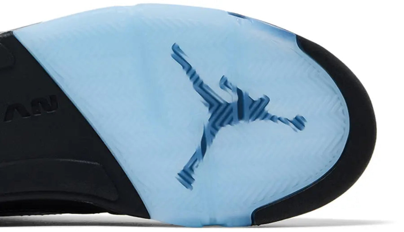 Jordan 5 Retro Black University Blue (2026)