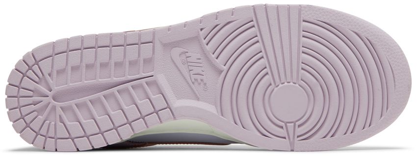 Nike Dunk Low Easter 2022 (Women's)