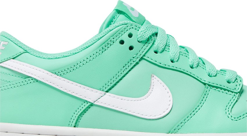 Nike Dunk Low Emerald Rise (GS)