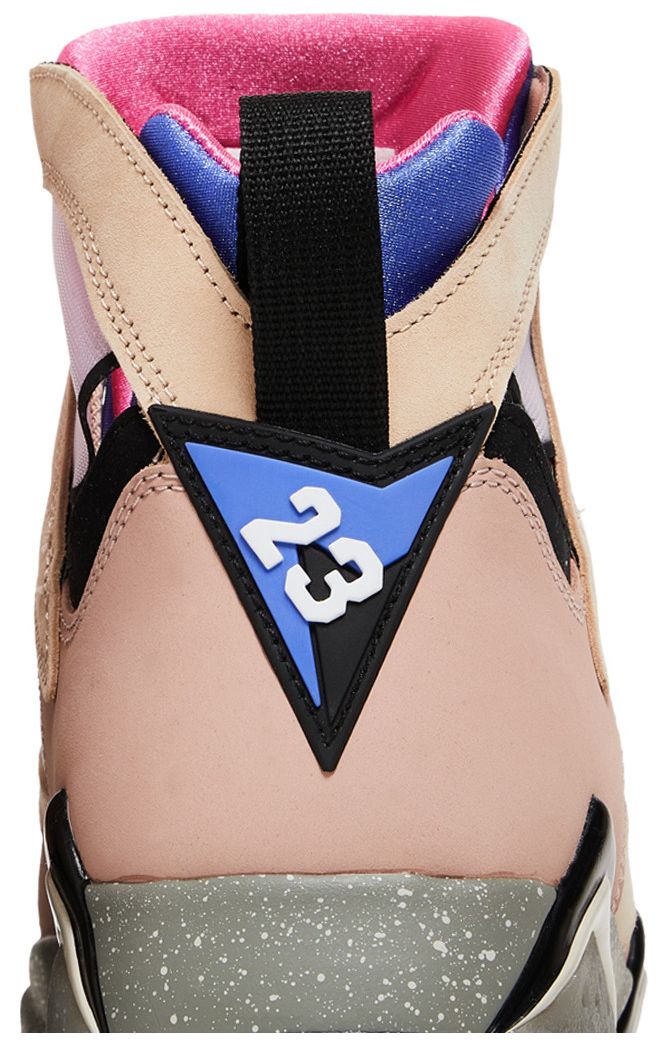 Jordan 7 Retro SE Sapphire