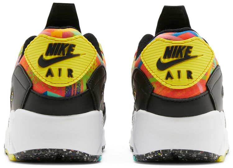 Nike Air Max 90 Familia
