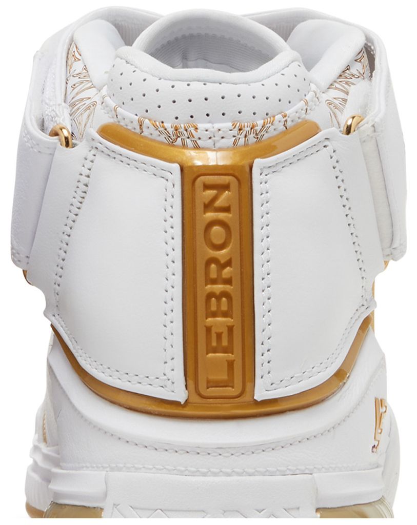 Nike LeBron Zoom 2 Maccabi (2022)