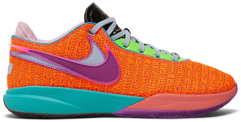 Nike LeBron 20 Chosen 1
