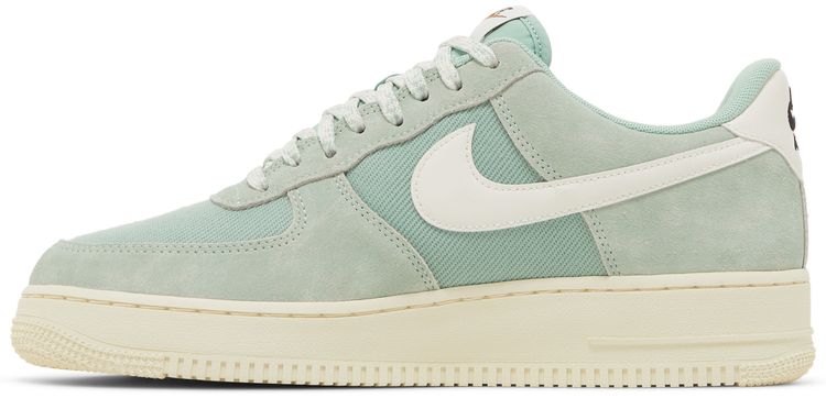 Nike Air Force 1 Low '07 LV8 Certified Fresh Enamel Green