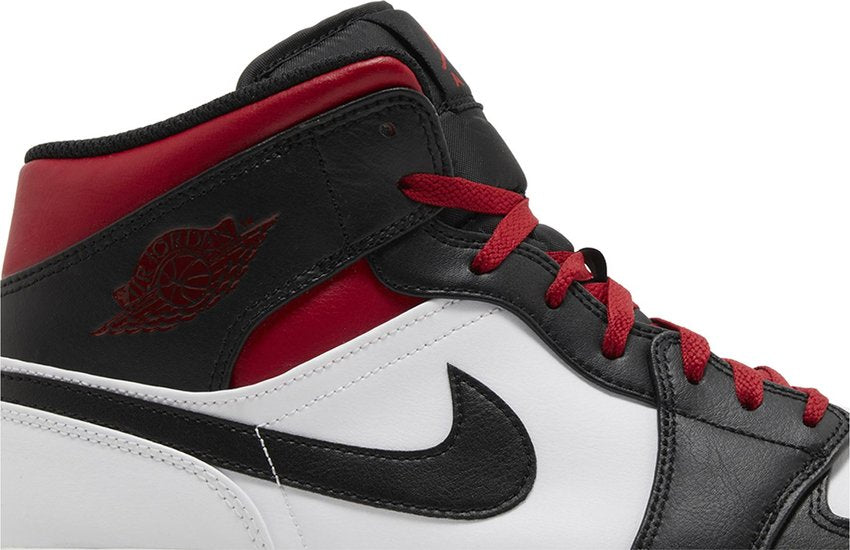 Jordan 1 Mid Gym Red Black Toe
