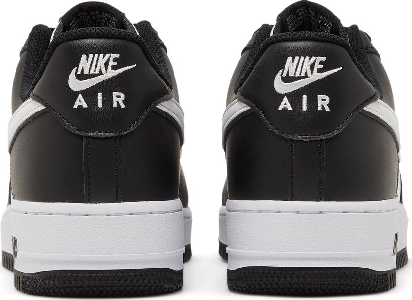 Nike Air Force 1 '07 Low White Swoosh Panda