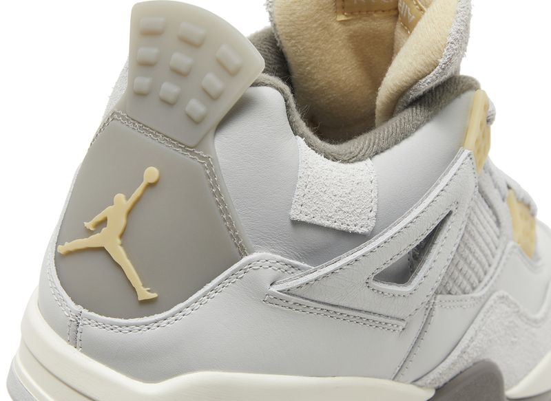 Jordan 4 Retro SE Craft Photon Dust