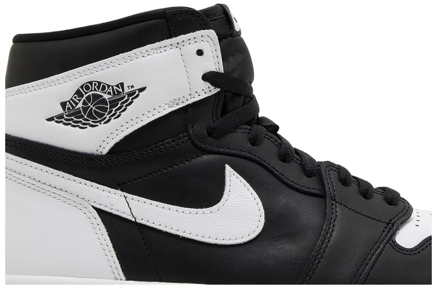 Jordan 1 Retro High OG Black White