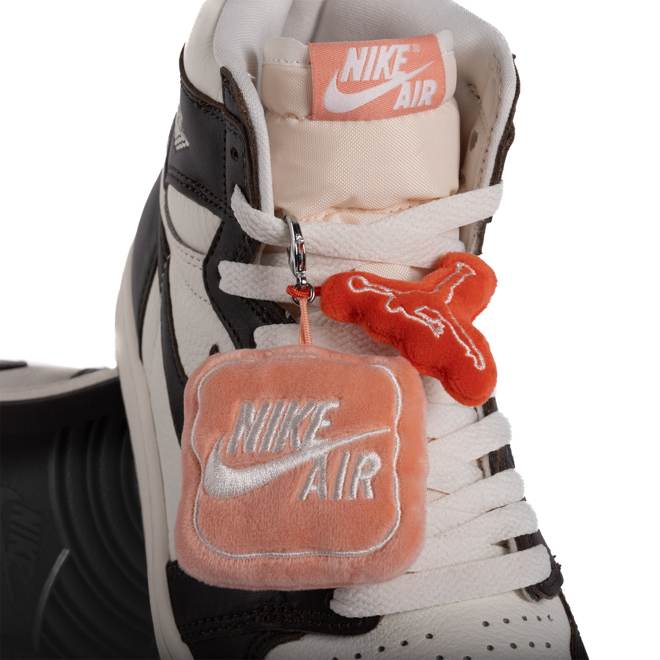 Jordan 1 Retro High OG Light Madder Root (Women's)