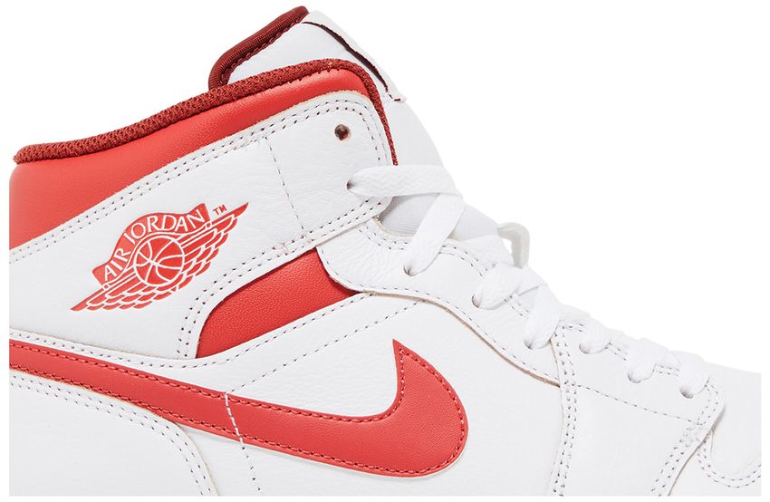 Jordan 1 Mid SE Dune Red