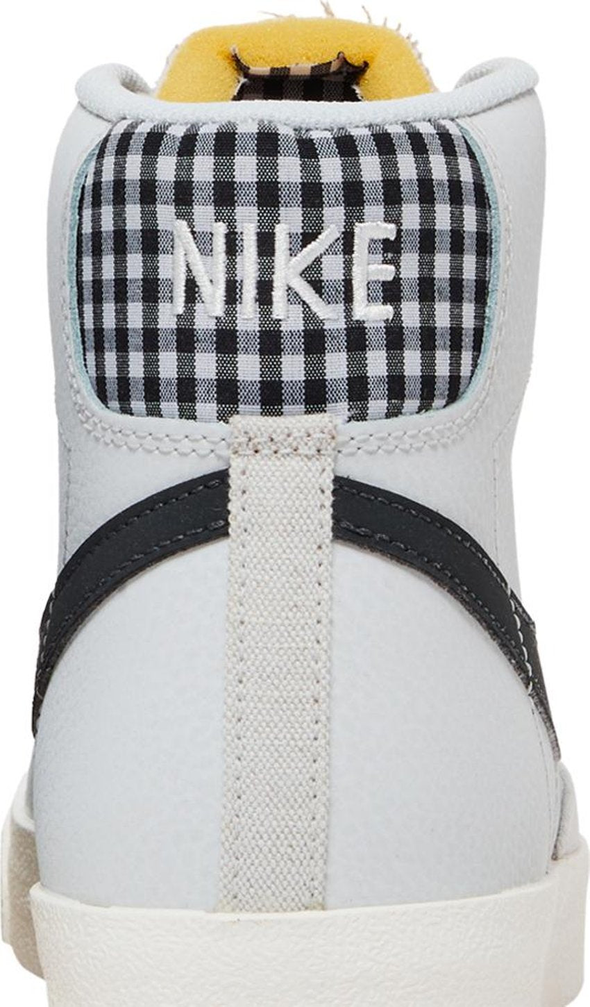Blazer Mid '77 Vintage 'Designed Fresh'