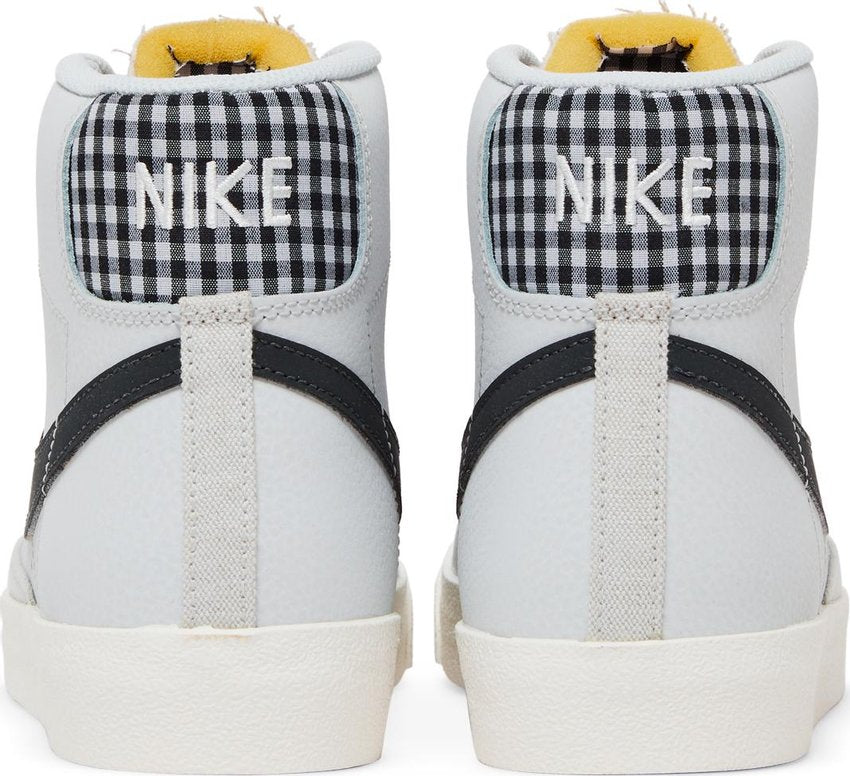 Blazer Mid '77 Vintage 'Designed Fresh'