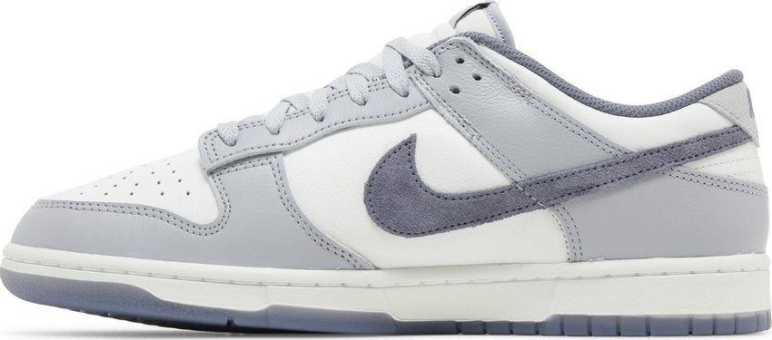 Nike Dunk Low SE Light Carbon