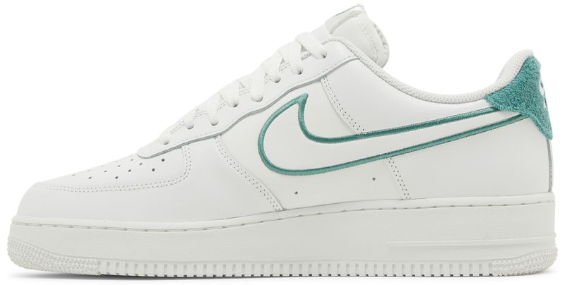 Nike Air Force 1 Low Resort and Sport