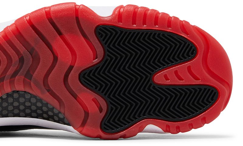 Jordan 11 Retro Low Bred (2025)