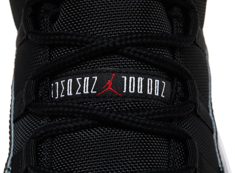 Jordan 11 Retro Low Bred (2025)