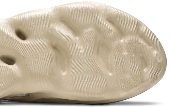 adidas Yeezy Foam RNNR Sand