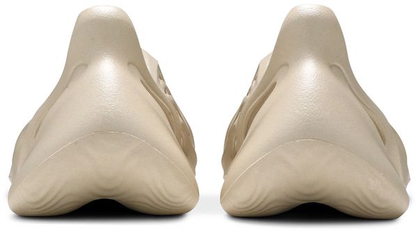 adidas Yeezy Foam RNNR Sand