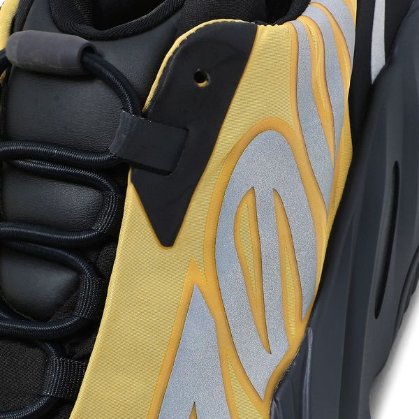 Adidas Yeezy Boost 700 MNVN Honey